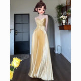 gold dress Golden Velvet Dress Sling Pleated 2024 Autumn and Winter New Socialite Fashion Elegant Elegant High-End Light Luxury