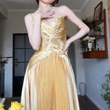 gold dress Golden Velvet Dress Sling Pleated 2024 Autumn and Winter New Socialite Fashion Elegant Elegant High-End Light Luxury